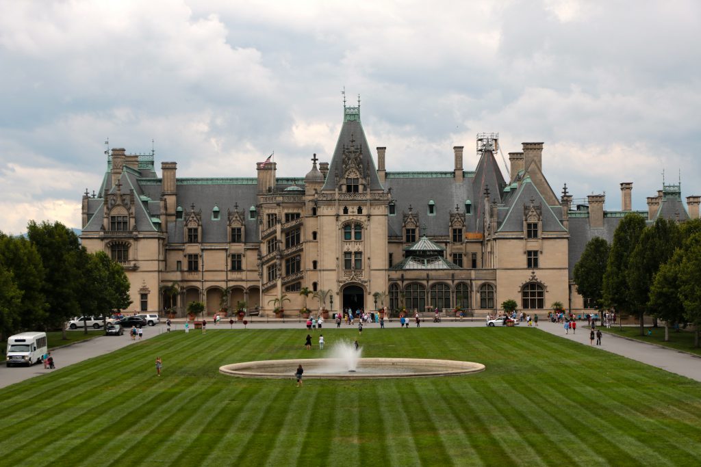 The Beautiful Biltmore Estate in Asheville - Allegiant Destinations