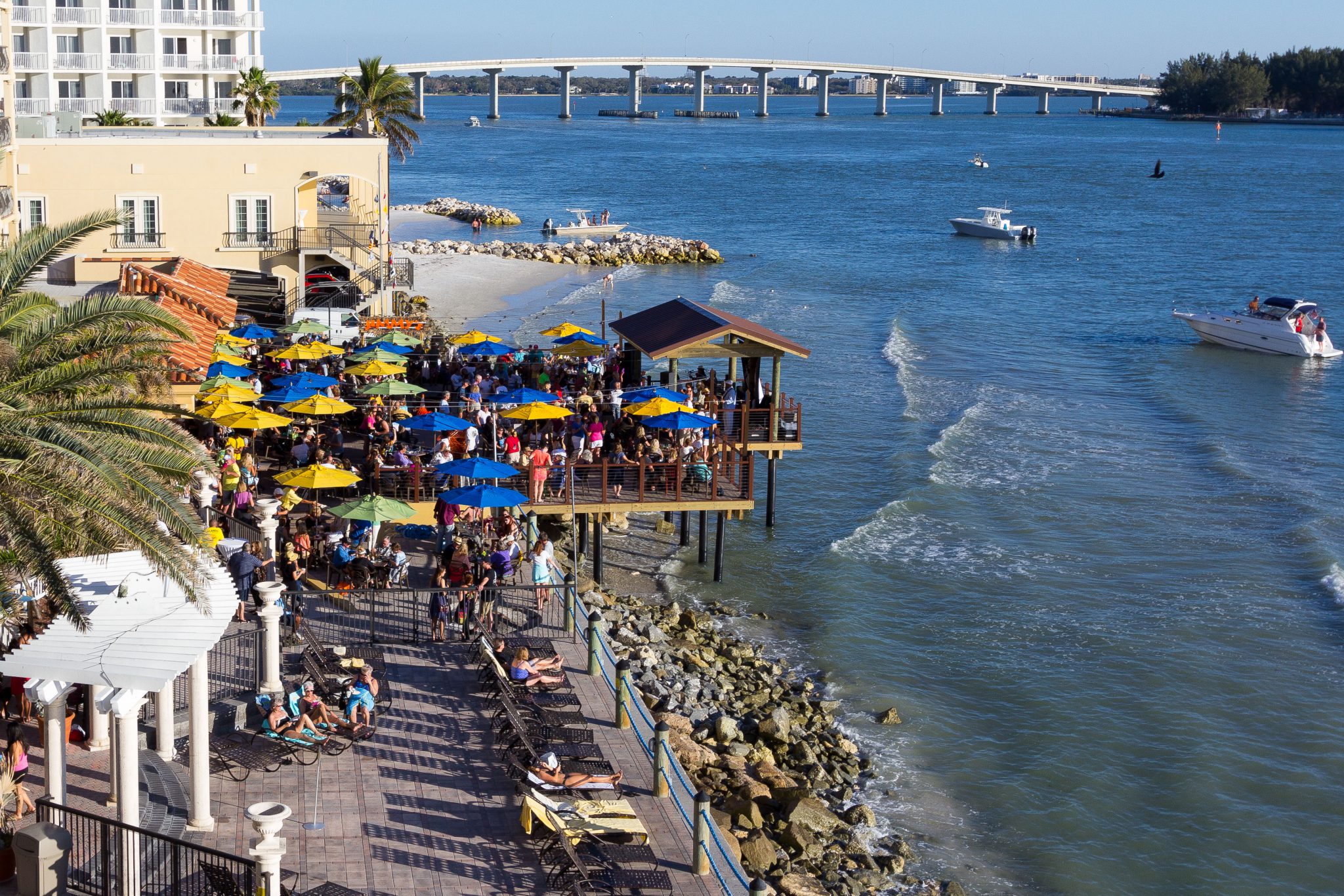 Tropical Beach Bars on Clearwater Beach - Allegiant Destinations