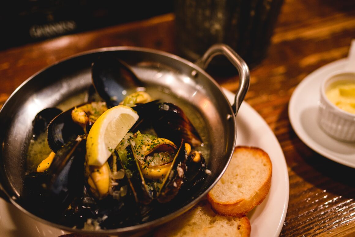Try some delicious mussels when eating out in Phoenix.